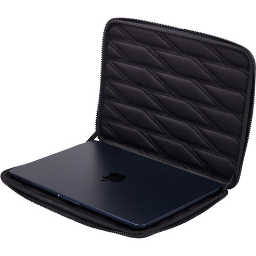 Gauntlet 5 MacBook & Laptop Case 14" Black CA.3205410