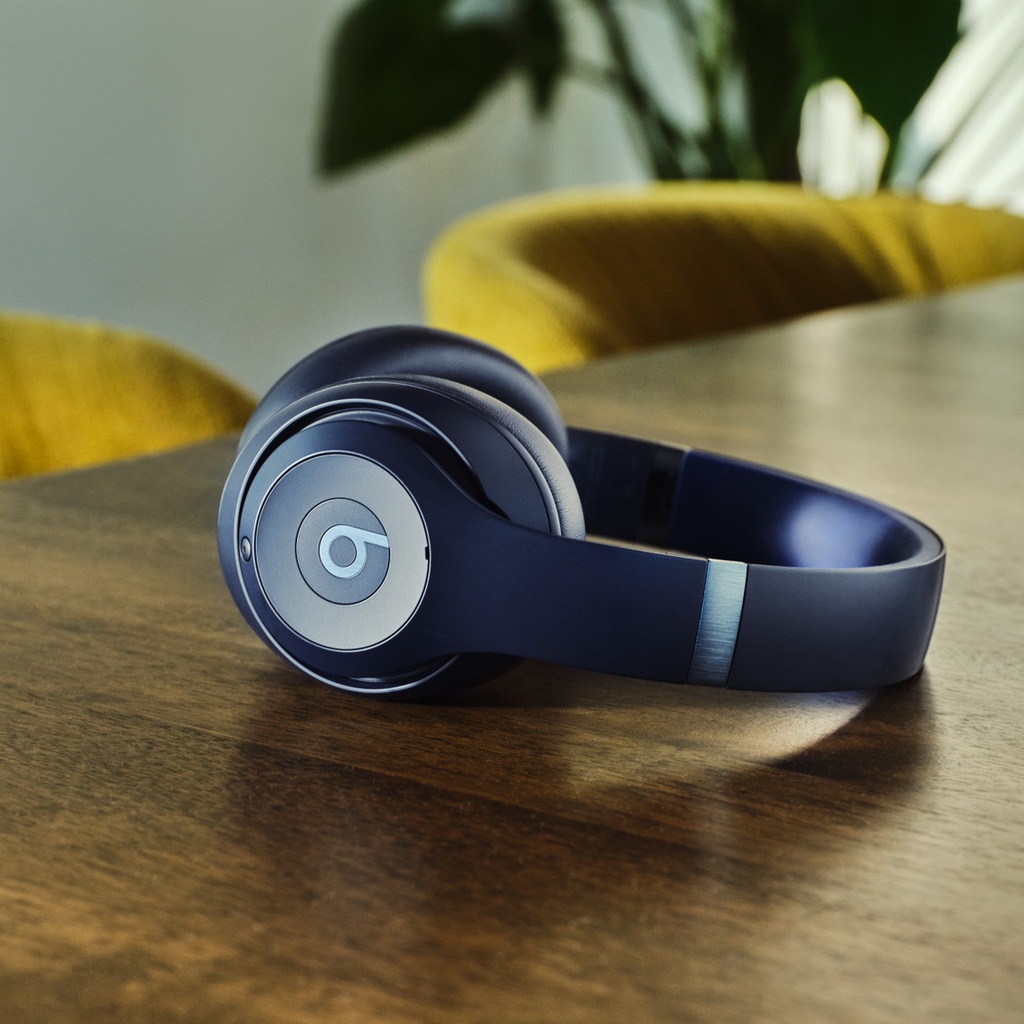 Beats Studio Pro Wireless Headphones MQTP3